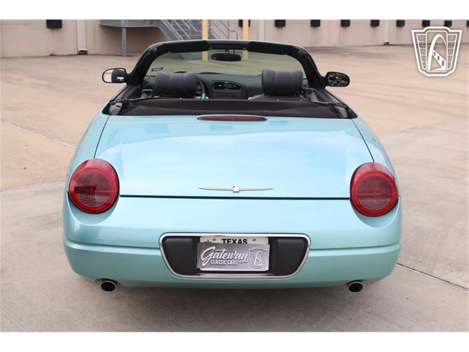 2002 Ford Thunderbird 11th Gen - Image 12 of 31