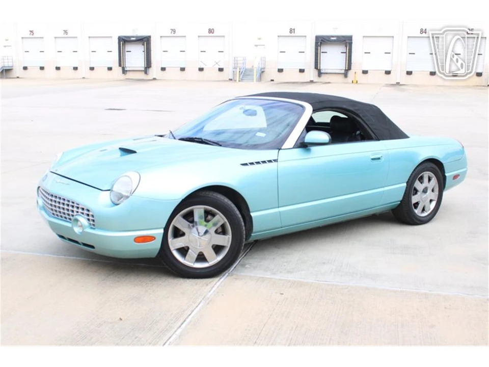 2002 Ford Thunderbird 11th Gen - Image 27 of 31