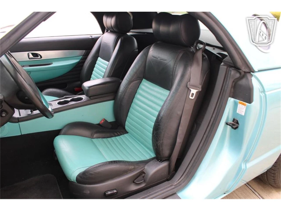 2002 Ford Thunderbird 11th Gen - Image 7 of 31