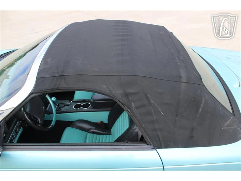 2002 Ford Thunderbird 11th Gen - Image 29 of 31