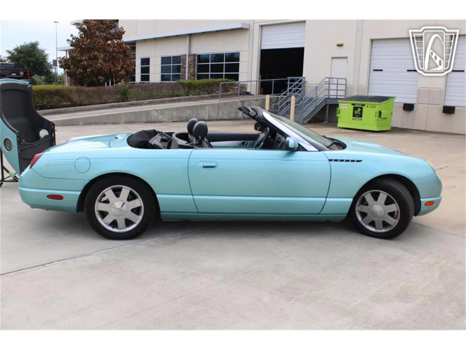 2002 Ford Thunderbird 11th Gen - Image 4 of 31