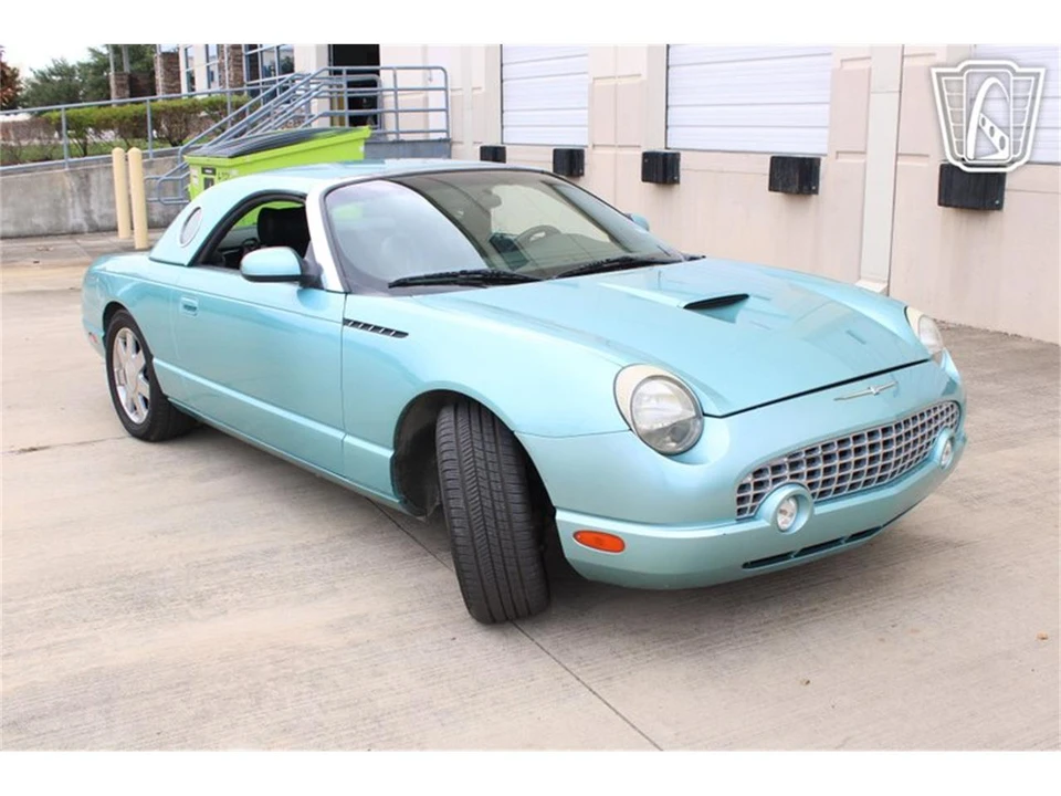 2002 Ford Thunderbird 11th Gen - Image 14 of 31