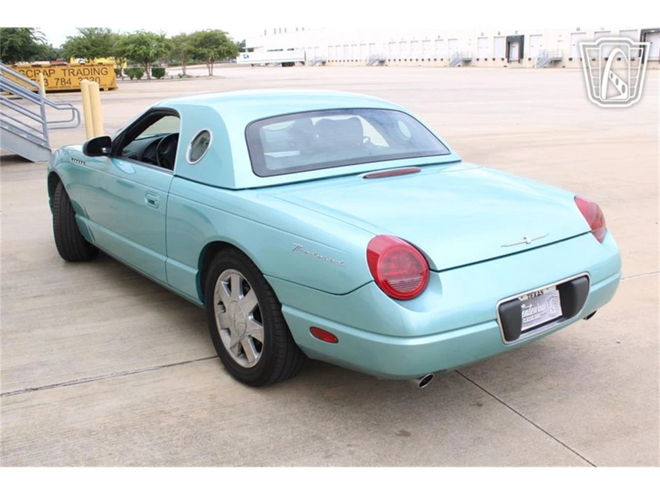2002 Ford Thunderbird 11th Gen - Image 15 of 31