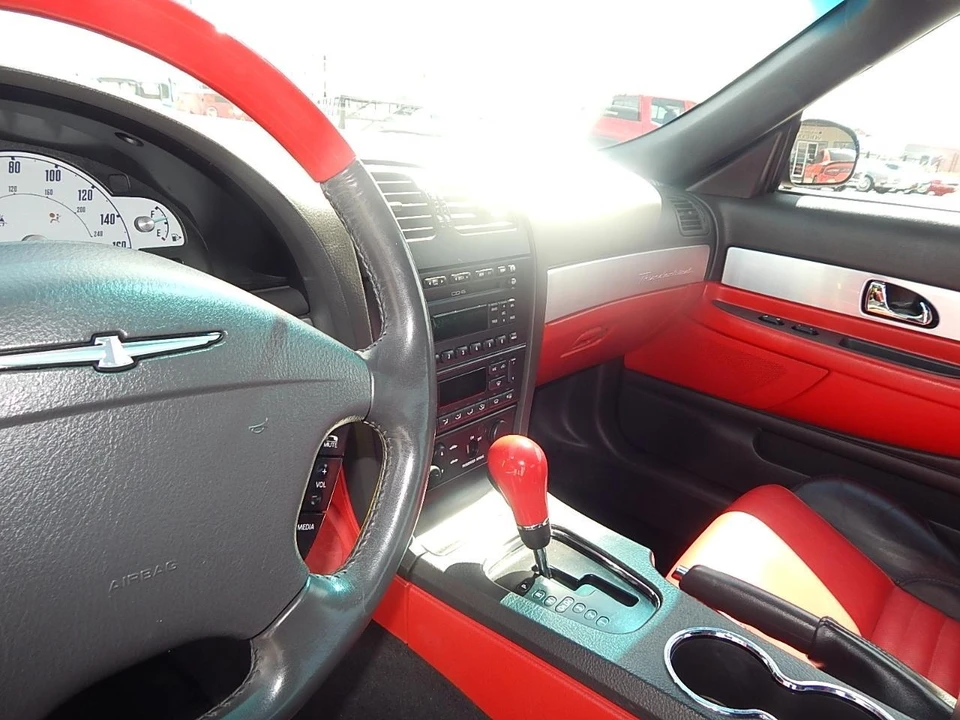 2002 Ford Thunderbird 11th Gen - Image 26 of 27