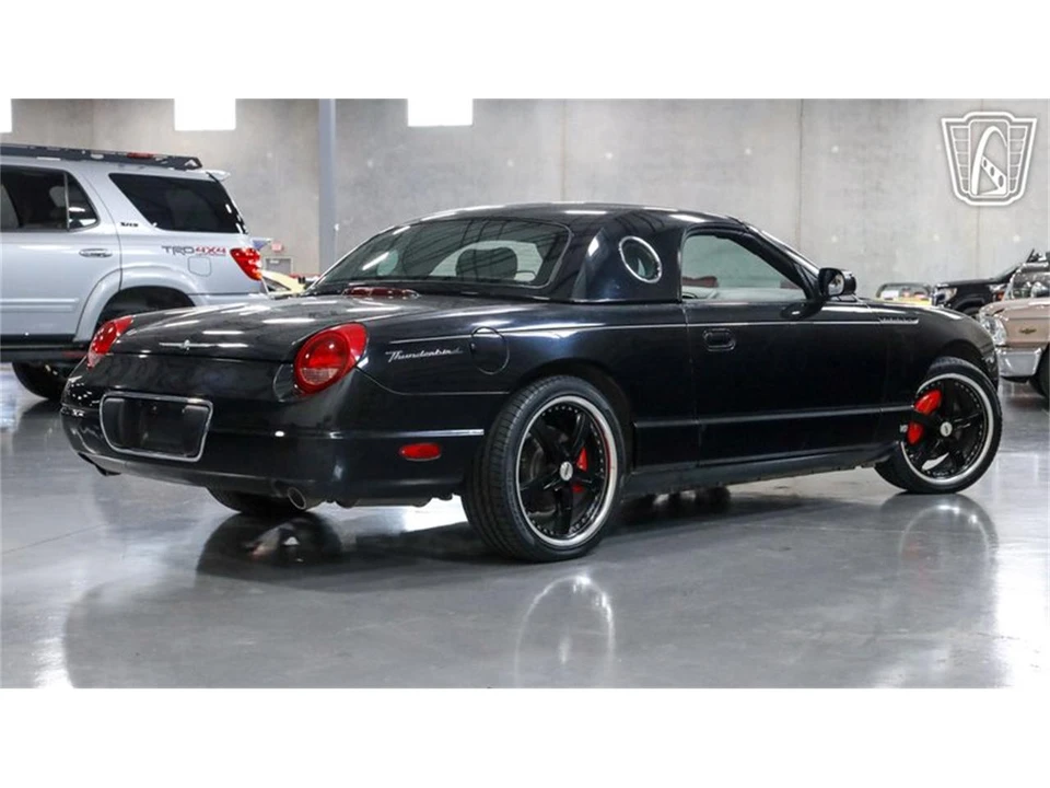 2002 Ford Thunderbird 11th Gen - Image 6 of 31