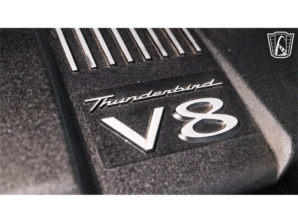 2002 Ford Thunderbird 11th Gen - Image 2 of 31
