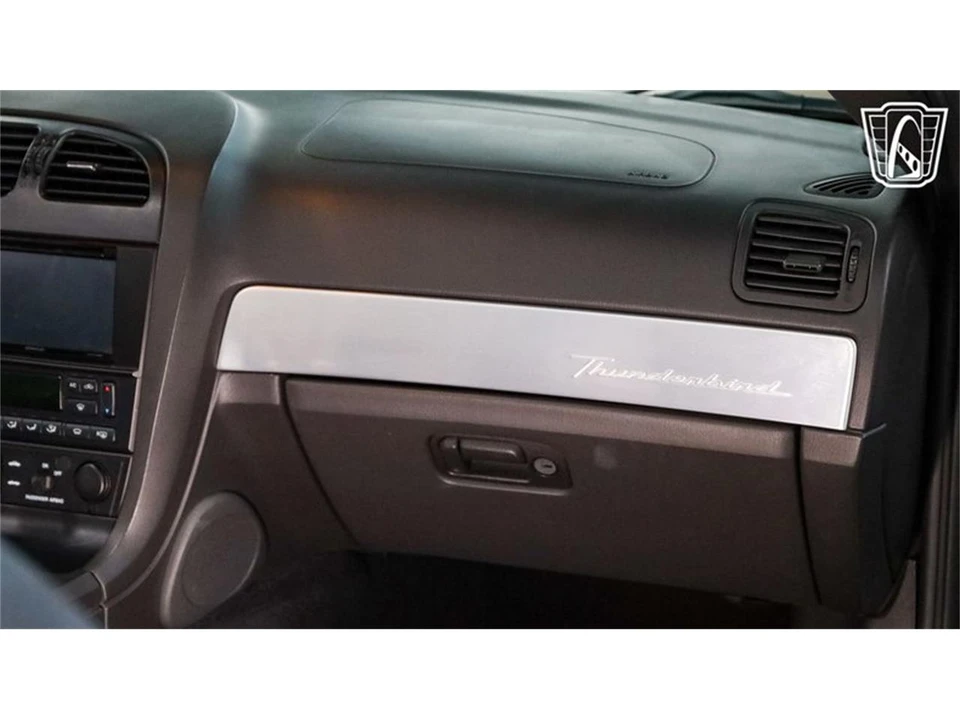 2002 Ford Thunderbird 11th Gen - Image 14 of 31