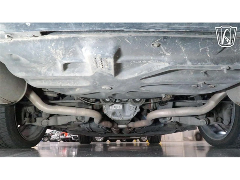 2002 Ford Thunderbird 11th Gen - Image 24 of 31
