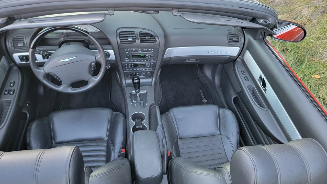 2002 Ford Thunderbird 11th Gen - Image 15 of 21