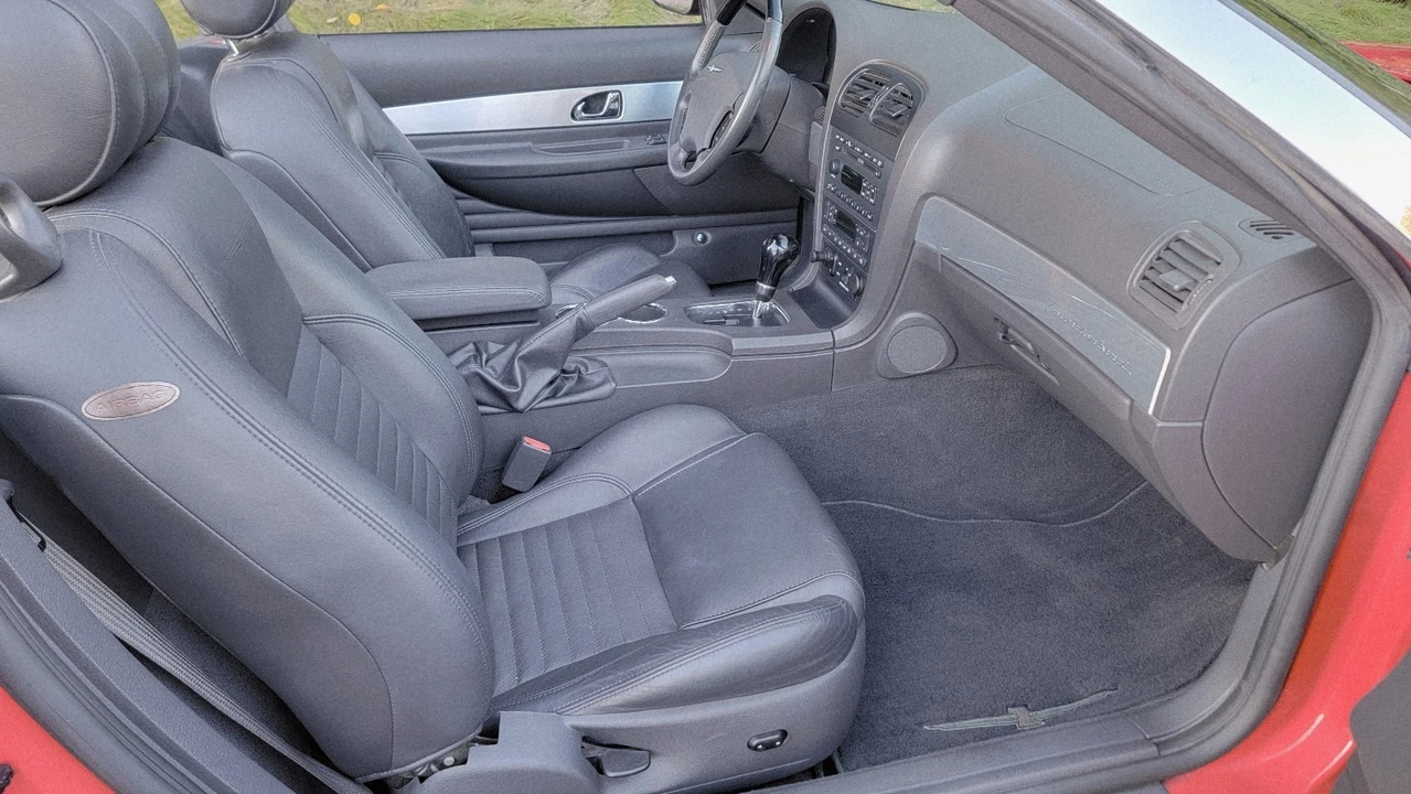 2002 Ford Thunderbird 11th Gen - Image 14 of 21