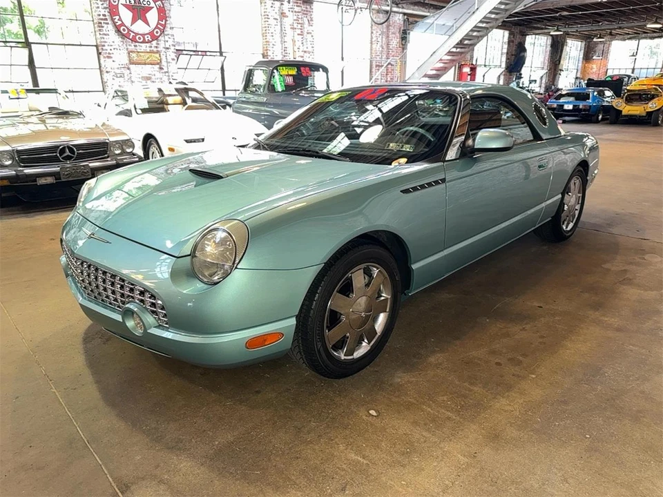 2002 Ford Thunderbird 11th Gen - Image 6 of 31