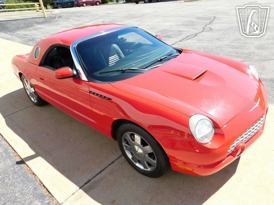 2002 Ford Thunderbird 10th Gen - Image 8 of 21