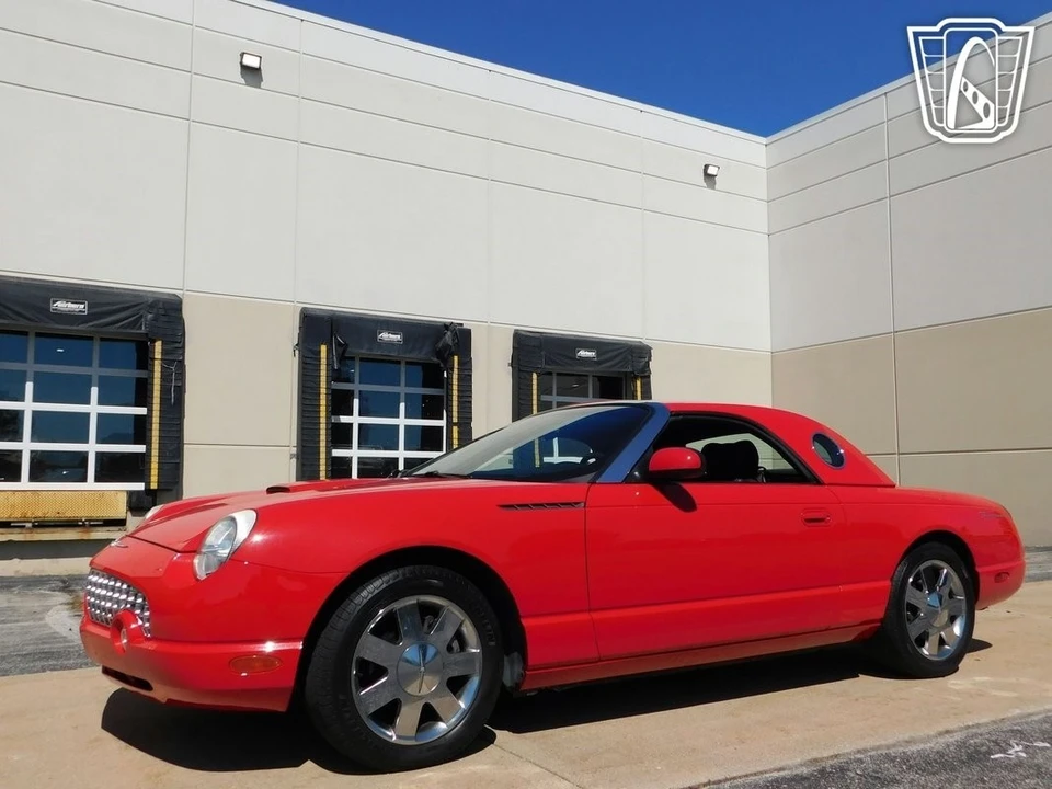 2002 Ford Thunderbird 10th Gen - Image 14 of 21