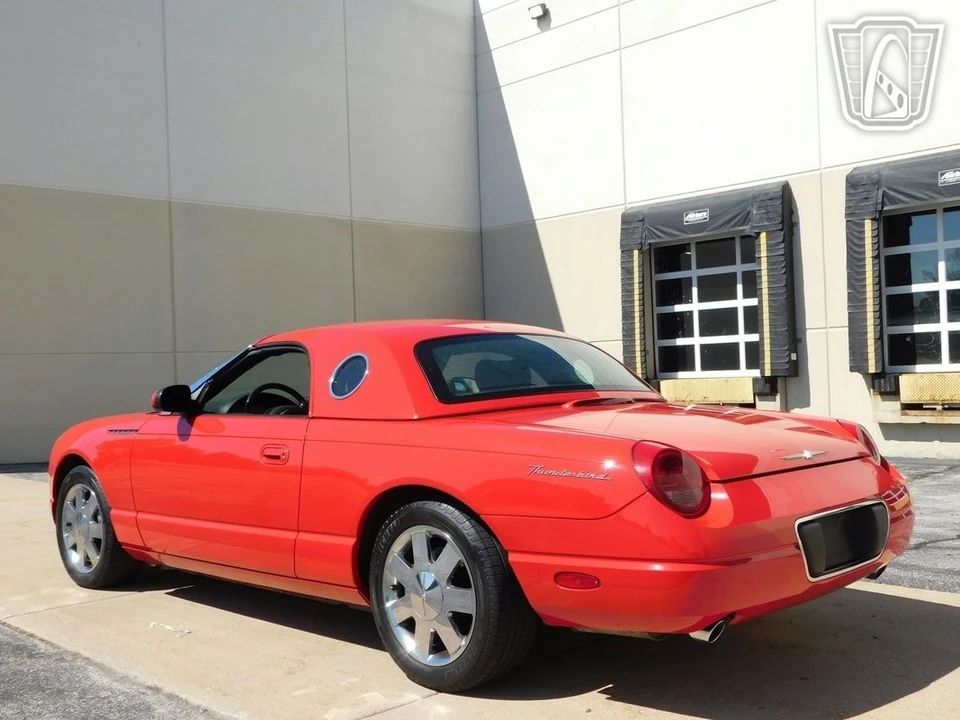 2002 Ford Thunderbird 10th Gen - Image 20 of 21