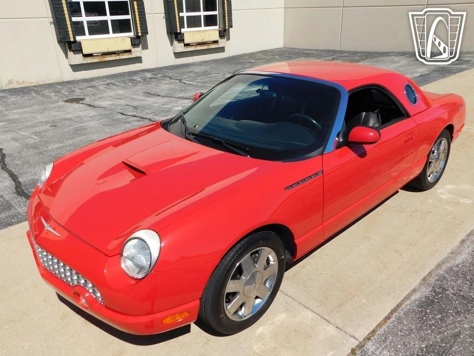 2002 Ford Thunderbird 10th Gen - Image 5 of 21