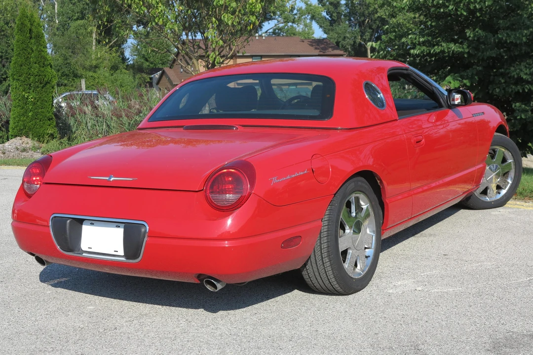 2002 Ford Thunderbird 11th Gen - Image 4 of 9