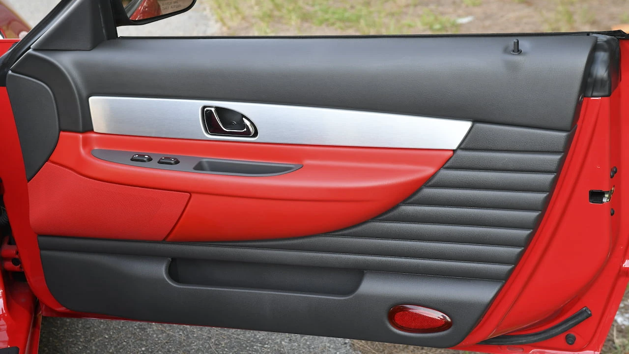 2002 Ford Thunderbird 11th Gen - Image 21 of 31