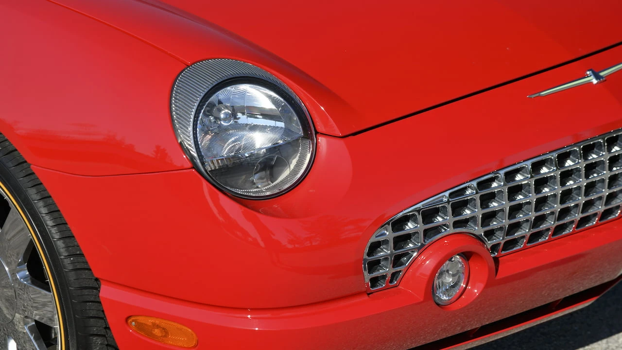 2002 Ford Thunderbird 11th Gen - Image 28 of 31