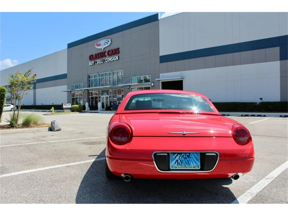 2002 Ford Thunderbird 11th Gen - Image 13 of 31