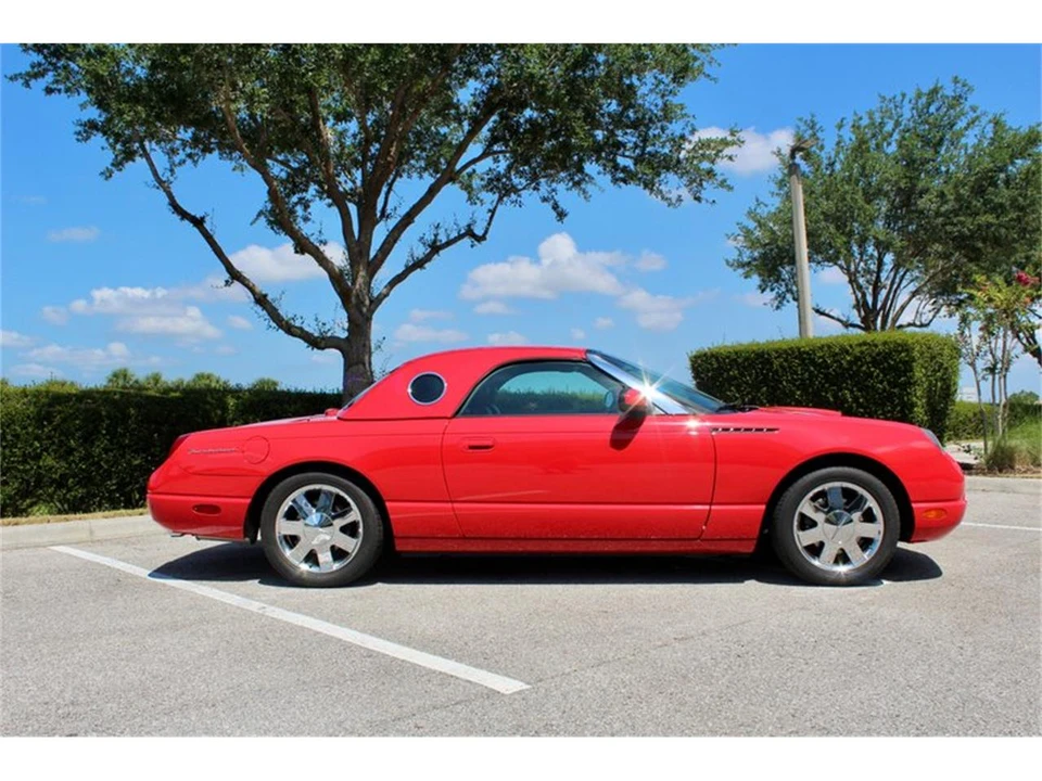 2002 Ford Thunderbird 11th Gen - Image 4 of 31