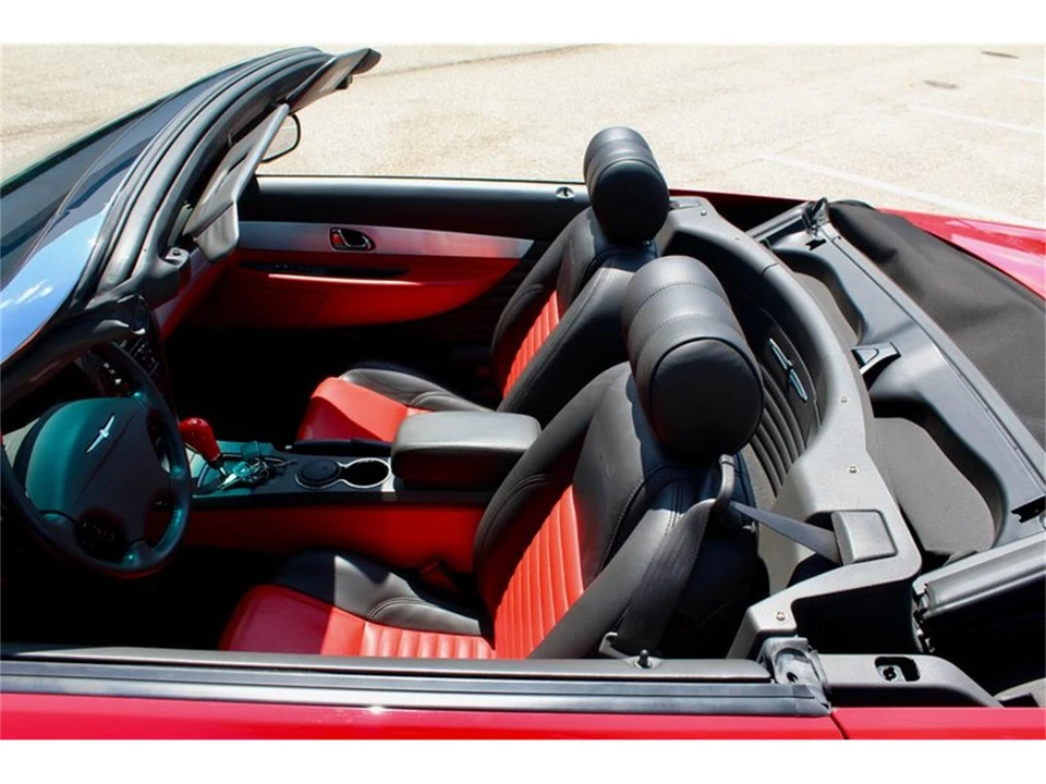 2002 Ford Thunderbird 11th Gen - Image 29 of 31