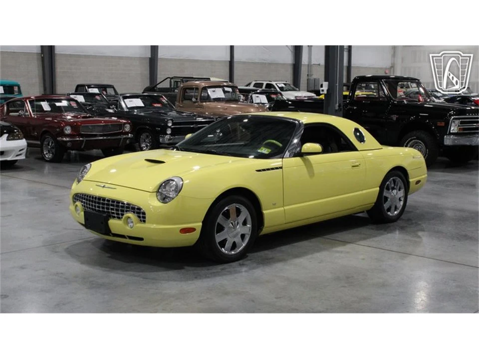 2002 Ford Thunderbird 11th Gen - Image 12 of 31