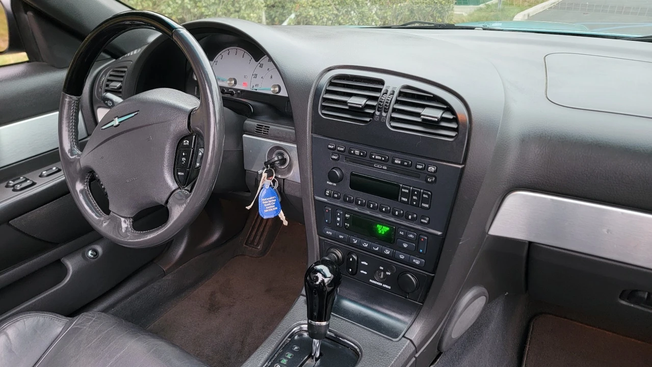 2002 Ford Thunderbird 11th Gen - Image 20 of 21