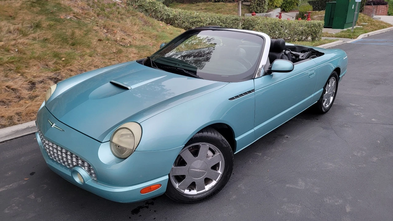 2002 Ford Thunderbird 11th Gen - Image 2 of 21