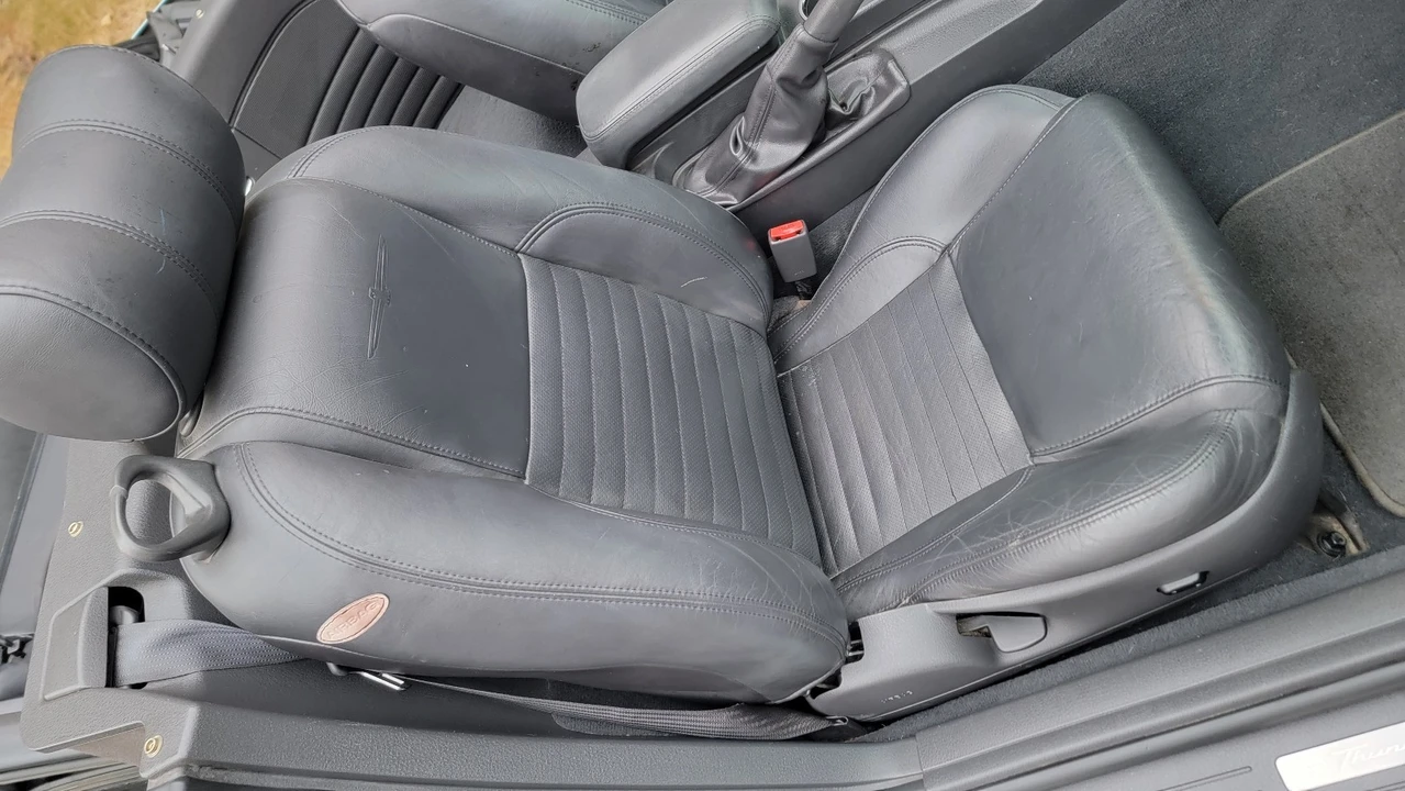 2002 Ford Thunderbird 11th Gen - Image 17 of 21