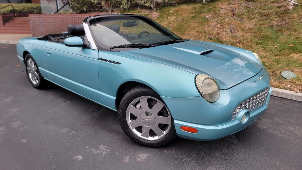 2002 Ford Thunderbird 11th Gen - Image 5 of 21
