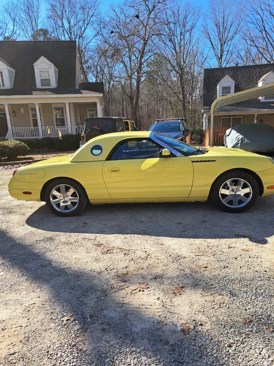 2002 Ford Thunderbird 10th Gen - Image 7 of 12