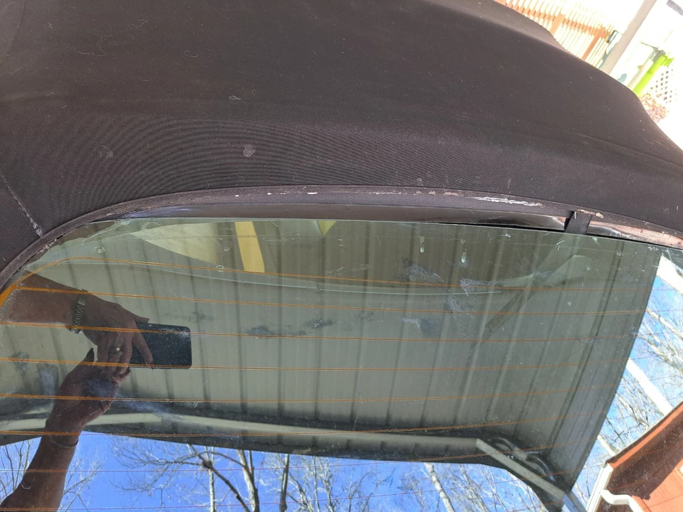 2002 Ford Thunderbird 10th Gen - Image 2 of 12