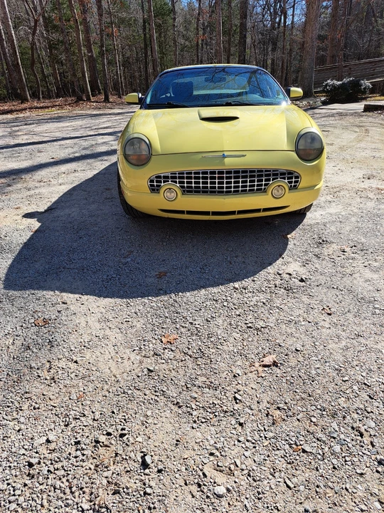 2002 Ford Thunderbird 10th Gen - Image 9 of 12