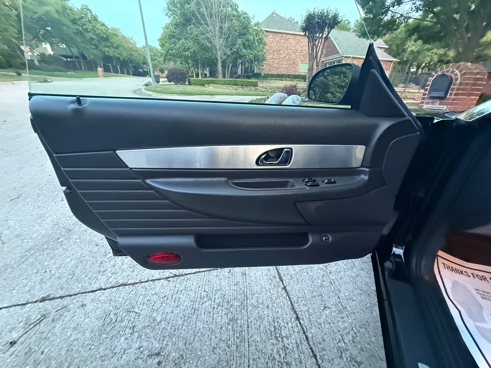 2002 Ford Thunderbird 11th Gen - Image 17 of 21