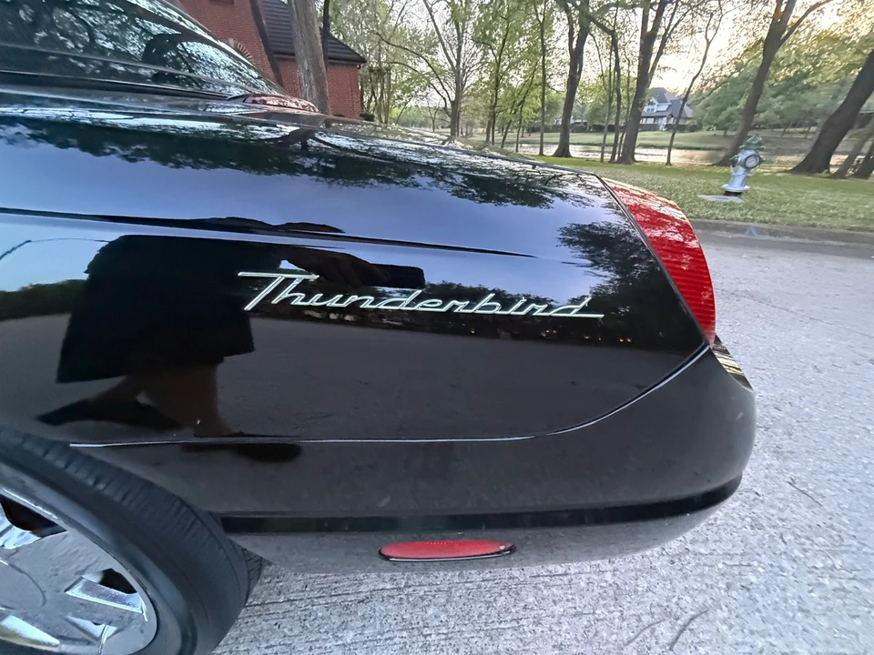2002 Ford Thunderbird 11th Gen - Image 5 of 21