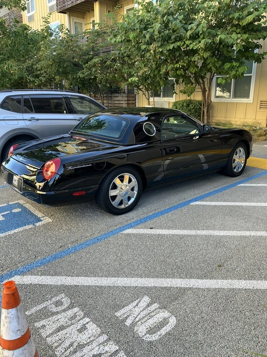 2002 Ford Thunderbird 11th Gen - Image 2 of 5
