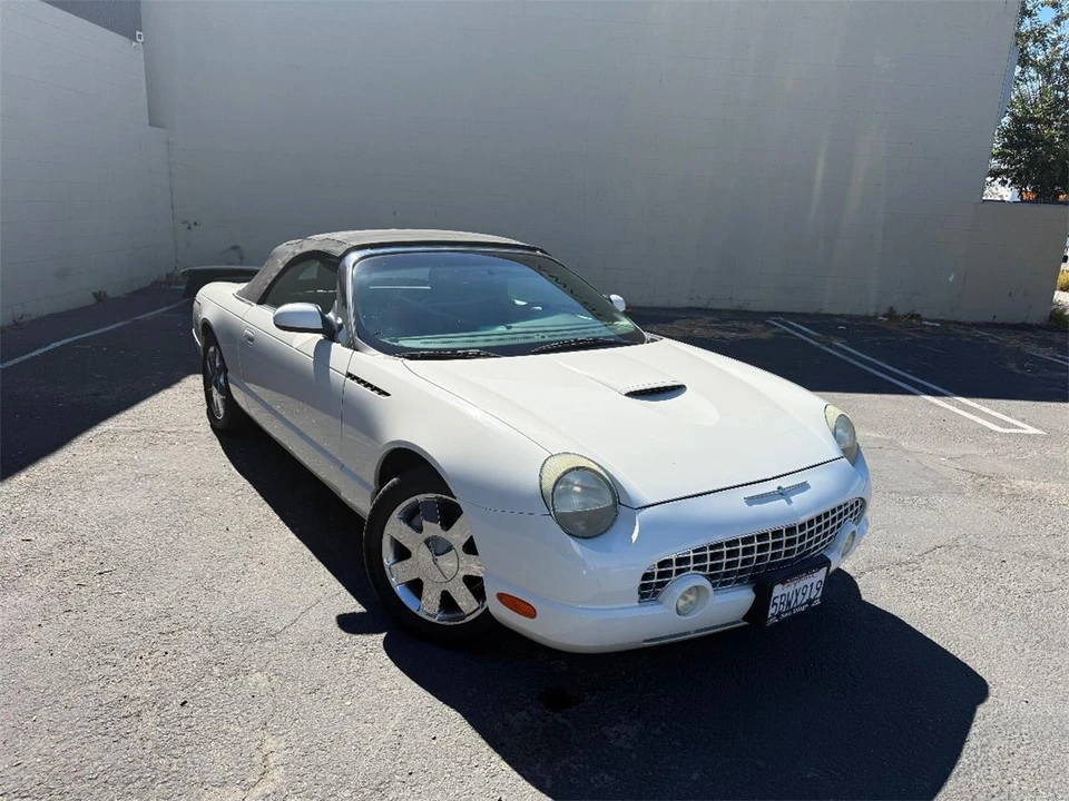 2002 Ford Thunderbird 11th Gen - Image 8 of 21