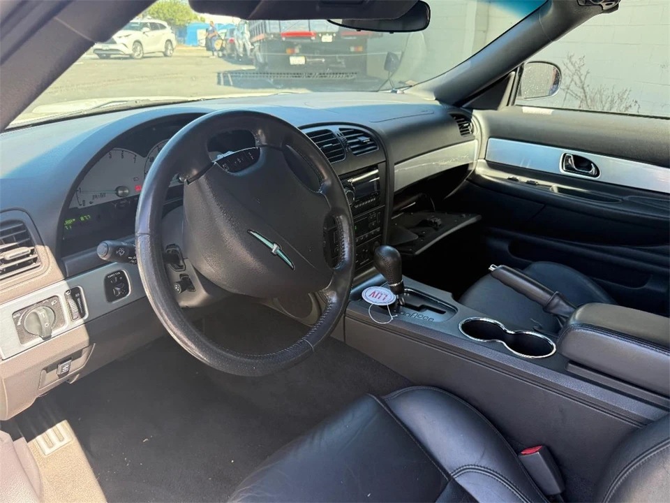 2002 Ford Thunderbird 11th Gen - Image 12 of 21