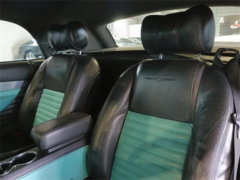 2002 Ford Thunderbird 11th Gen - Image 19 of 31