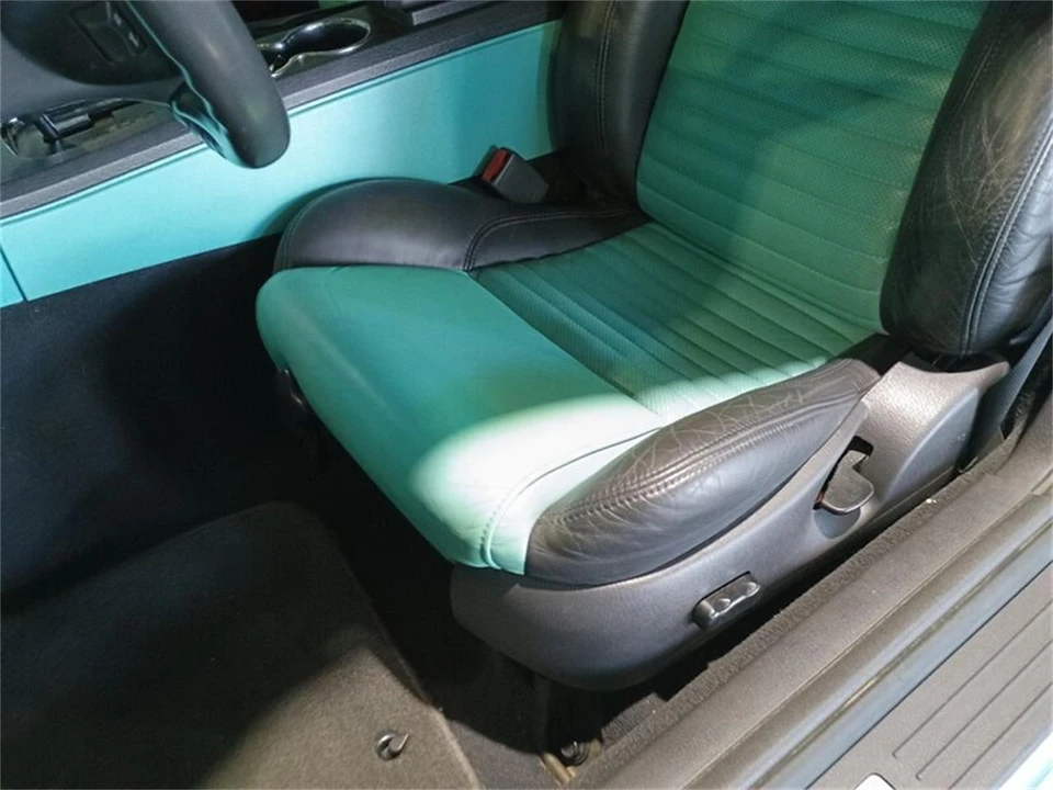 2002 Ford Thunderbird 11th Gen - Image 18 of 31