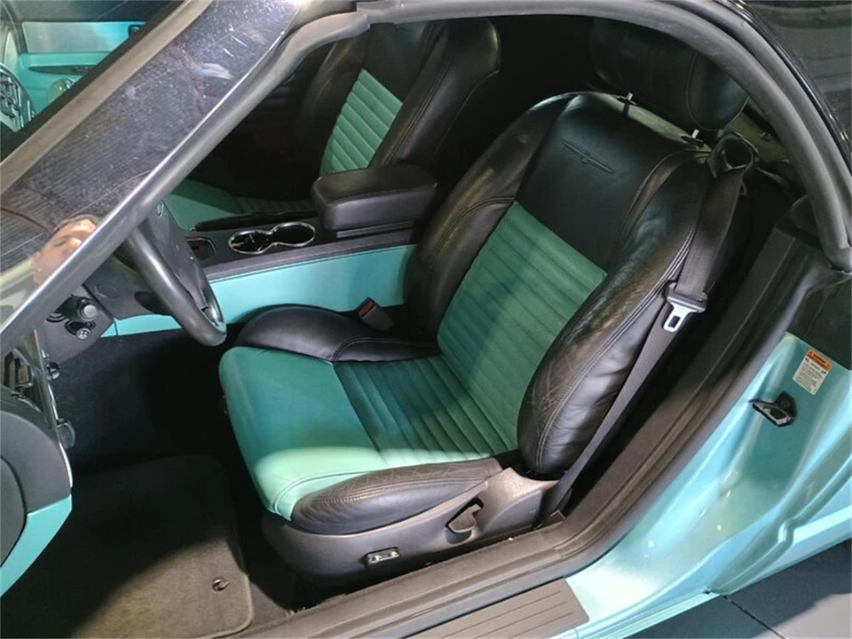 2002 Ford Thunderbird 11th Gen - Image 16 of 31