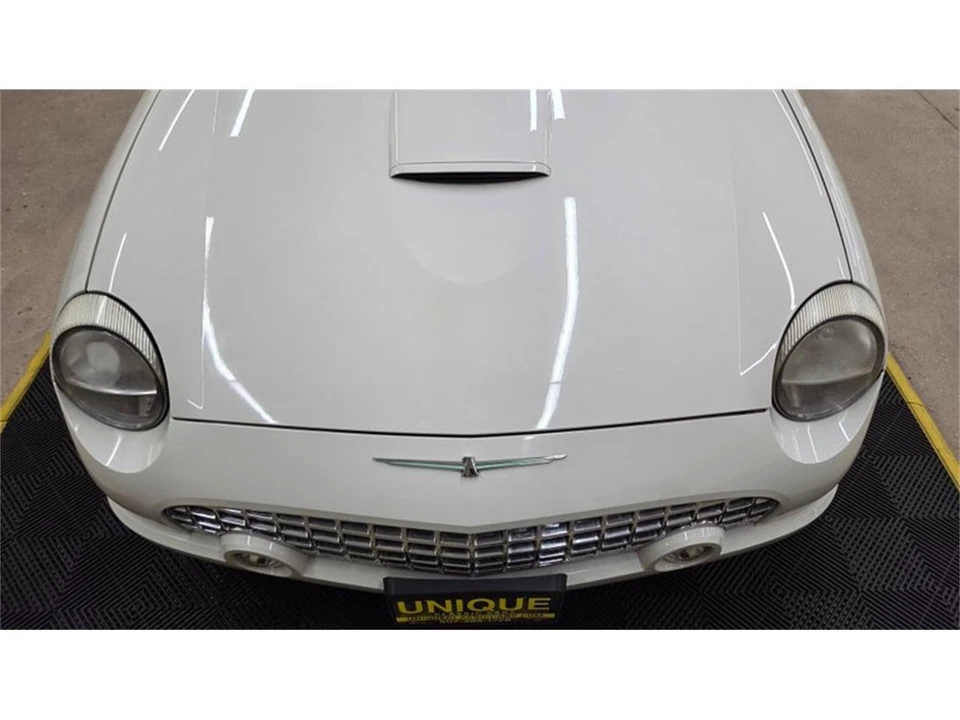 2002 Ford Thunderbird 11th Gen - Image 29 of 31
