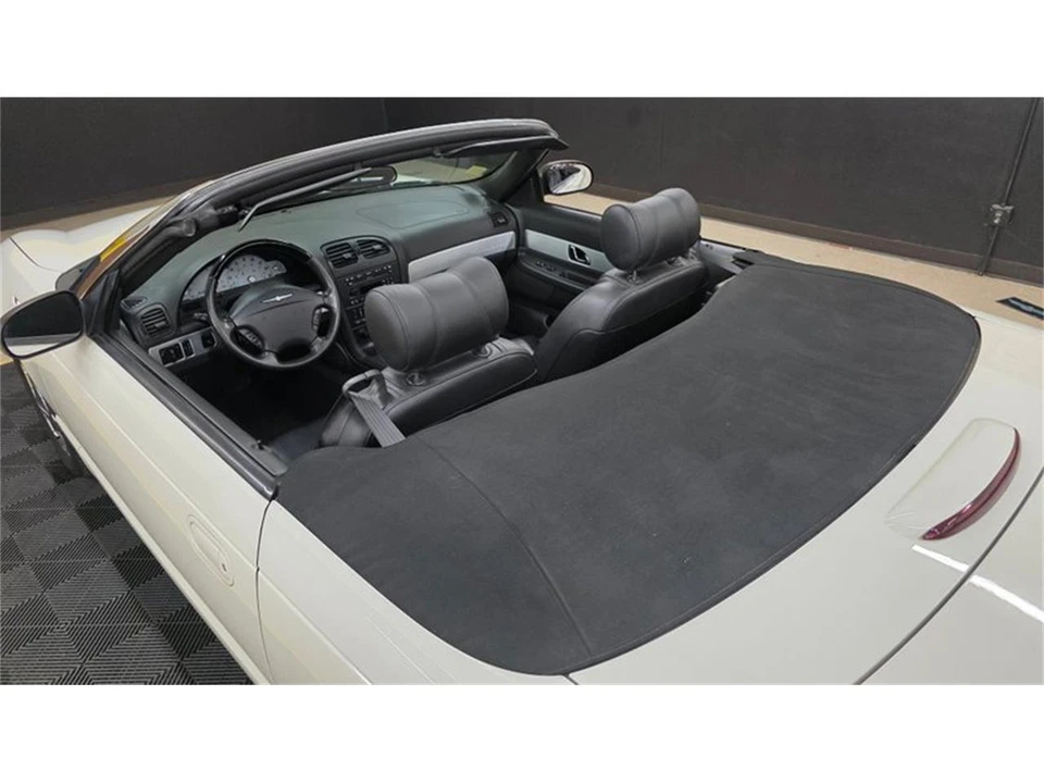 2002 Ford Thunderbird 11th Gen - Image 9 of 31