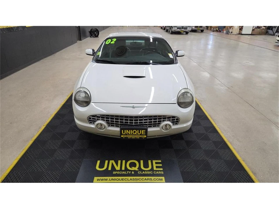 2002 Ford Thunderbird 11th Gen - Image 20 of 31