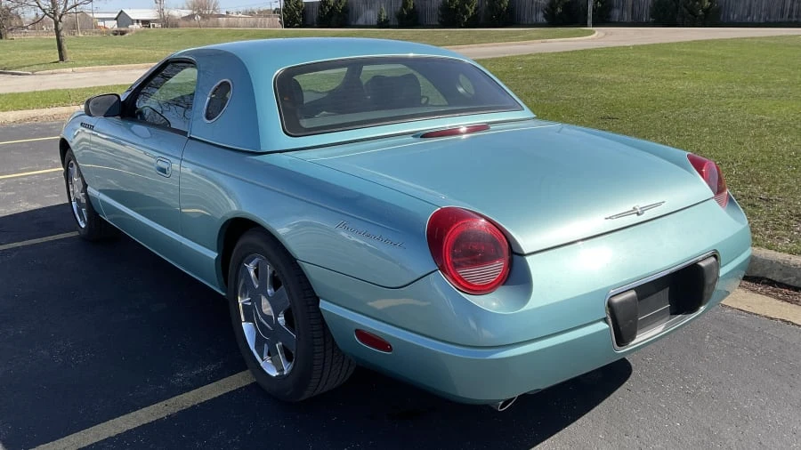2002 Ford Thunderbird 11th Gen - Image 3 of 12