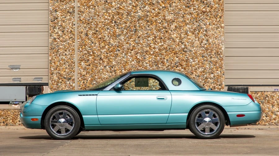 2002 Ford Thunderbird 11th Gen - Image 2 of 20