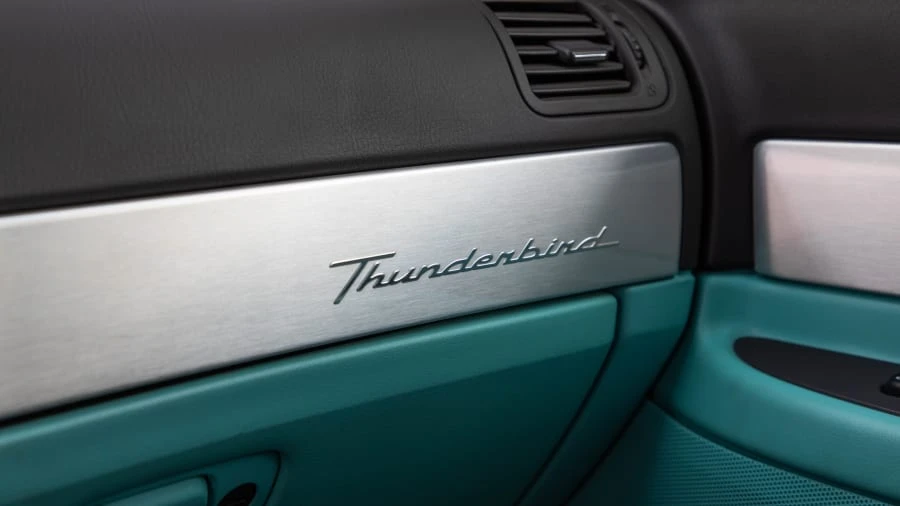 2002 Ford Thunderbird 11th Gen - Image 12 of 20
