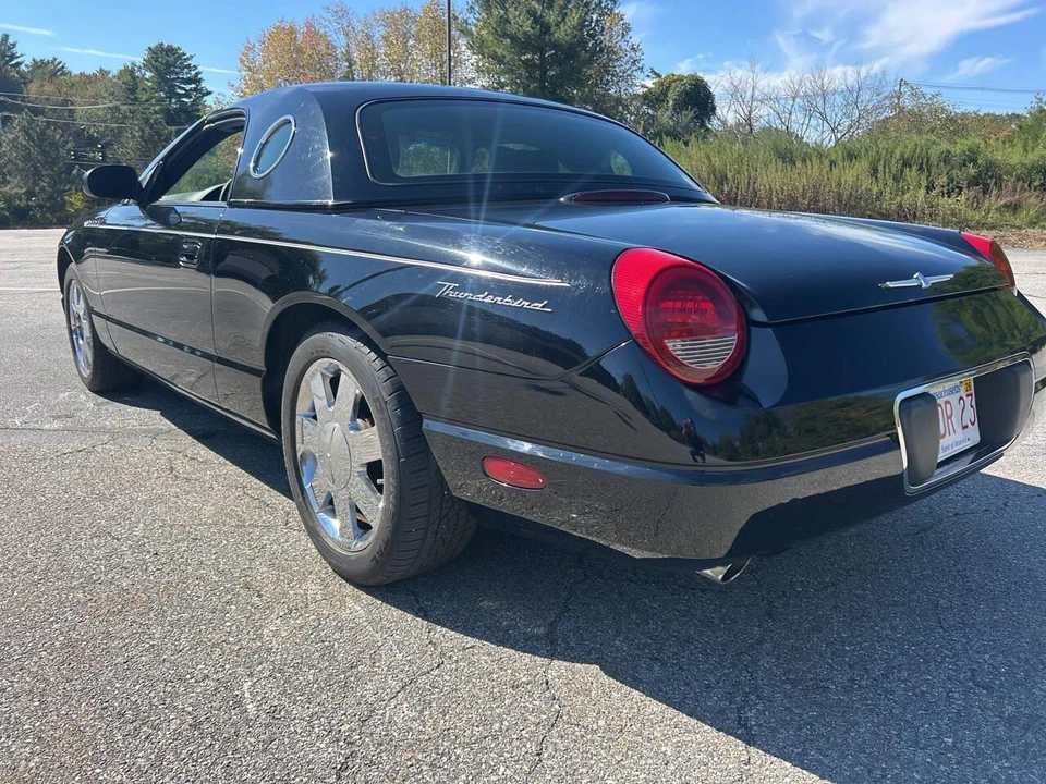 2002 Ford Thunderbird 11th Gen - Image 4 of 16