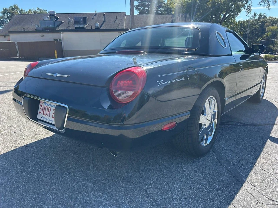 2002 Ford Thunderbird 11th Gen - Image 6 of 16