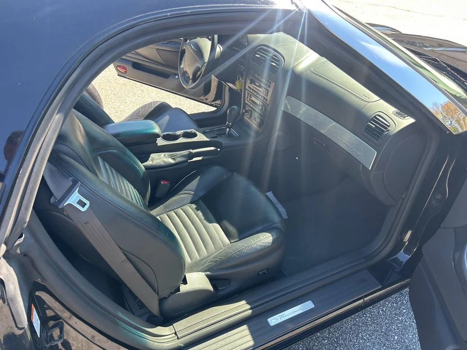 2002 Ford Thunderbird 11th Gen - Image 15 of 16